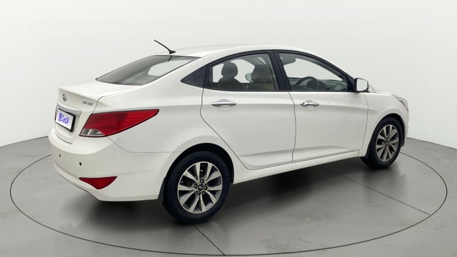 View Hyundai Fluidic Verna Image 44 Used Hyundai Fluidic Verna Image 44