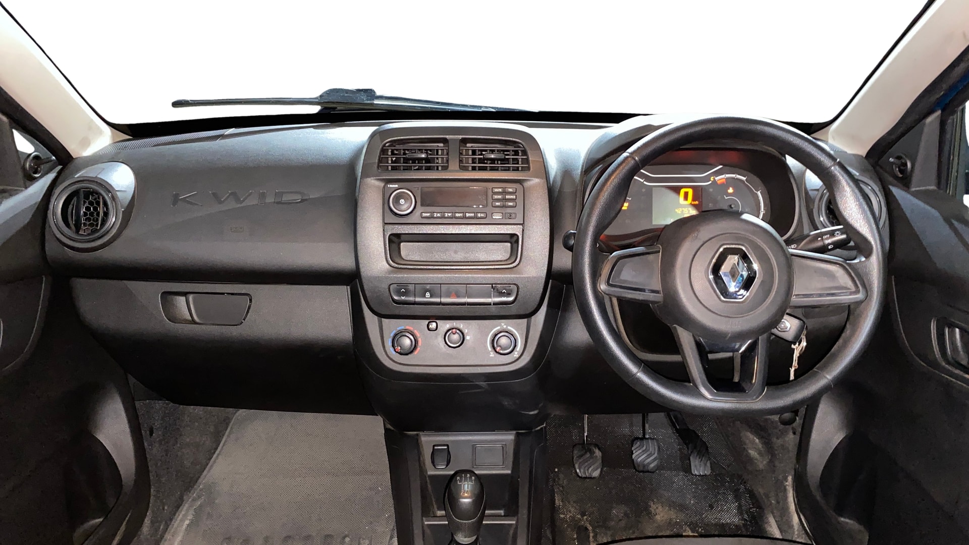 View 2021 Renault Kwid RXL Image 15 Used 2021 Renault Kwid RXL Image 15