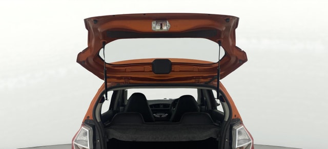 View Maruti Suzuki Alto K10 Image 16 Used Maruti Suzuki Alto K10 Image 16