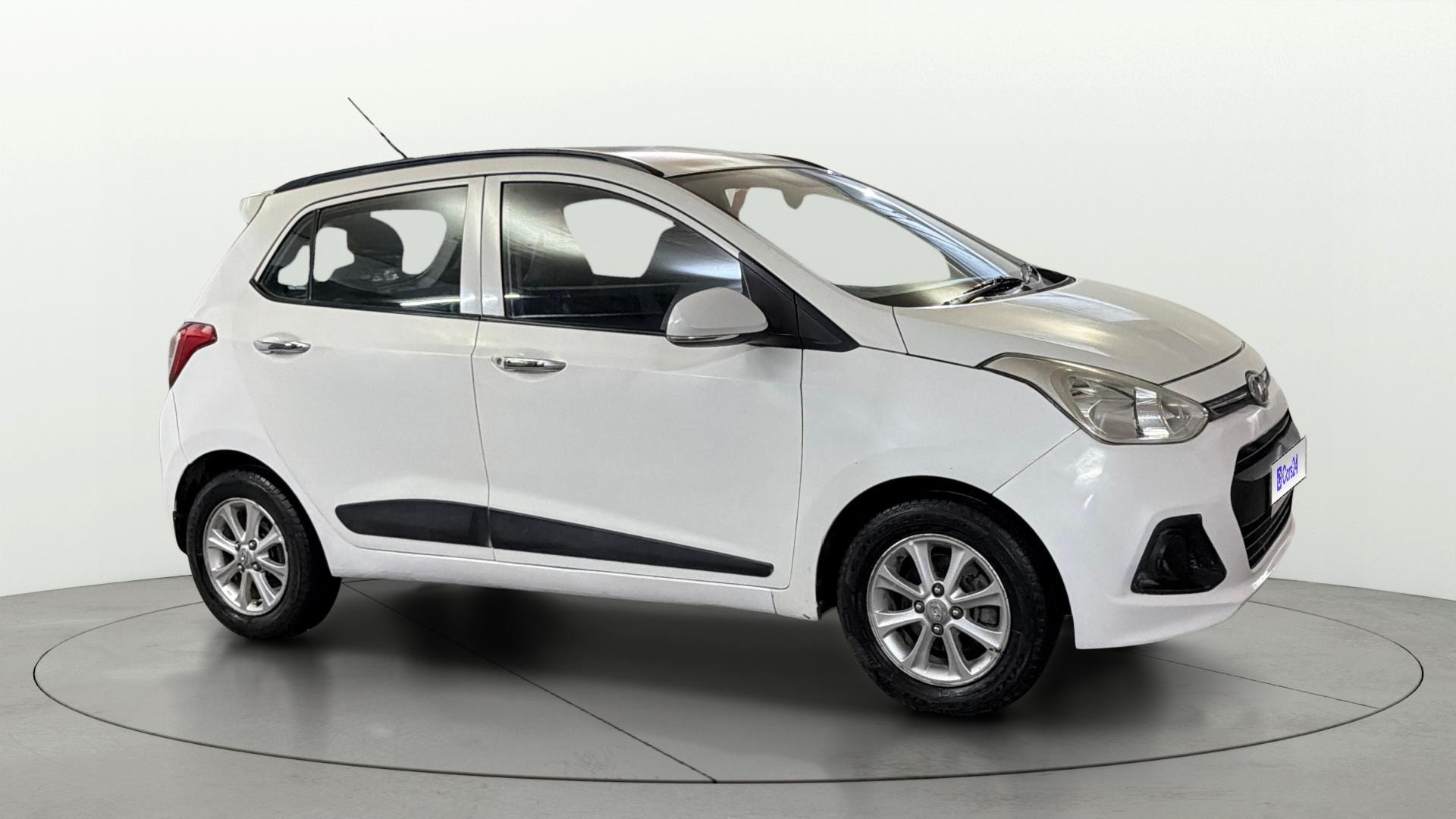View 2015 Hyundai Grand i10 1.2 Asta Petrol Image 13 Used 2015 Hyundai Grand i10 1.2 Asta Petrol Image 13