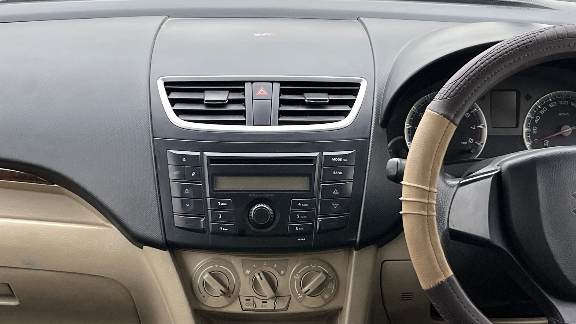 View 2013 Maruti Suzuki 1000 Base Variant Image 17 Used 2013 Maruti Suzuki 1000 Base Variant Image 17