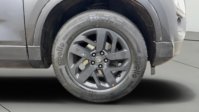 View Tata Harrier Image 43 Used Tata Harrier Image 43