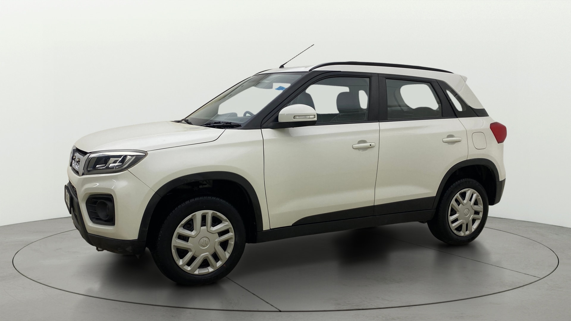View 2022 Maruti Suzuki 1000 Base Variant Image 35 Used 2022 Maruti Suzuki 1000 Base Variant Image 35