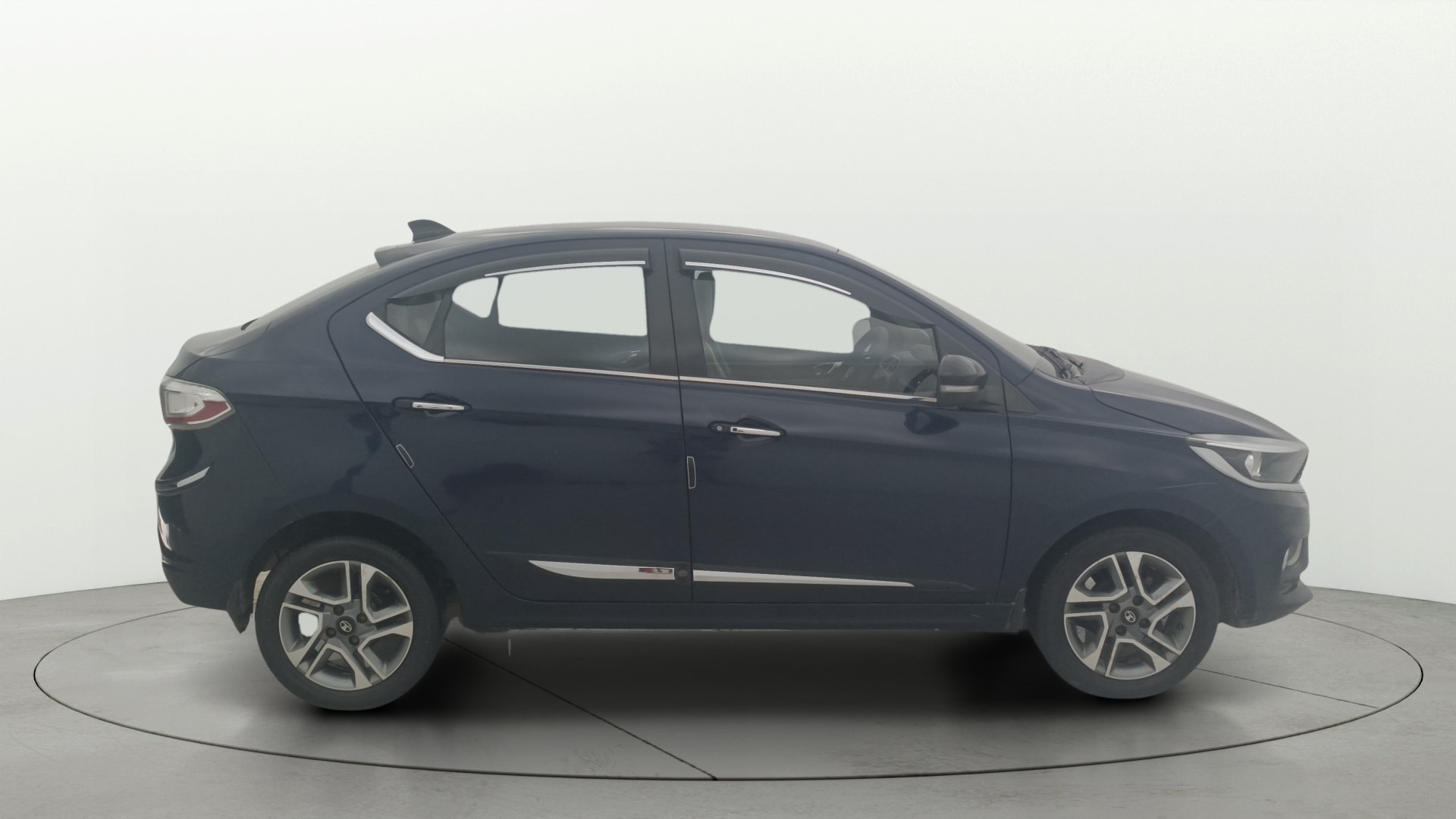 View 2022 Tata Tigor XE Diesel Image 26 Used 2022 Tata Tigor XE Diesel Image 26