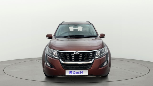 View Mahindra XUV500 Image 1 Used Mahindra XUV500 Image 1