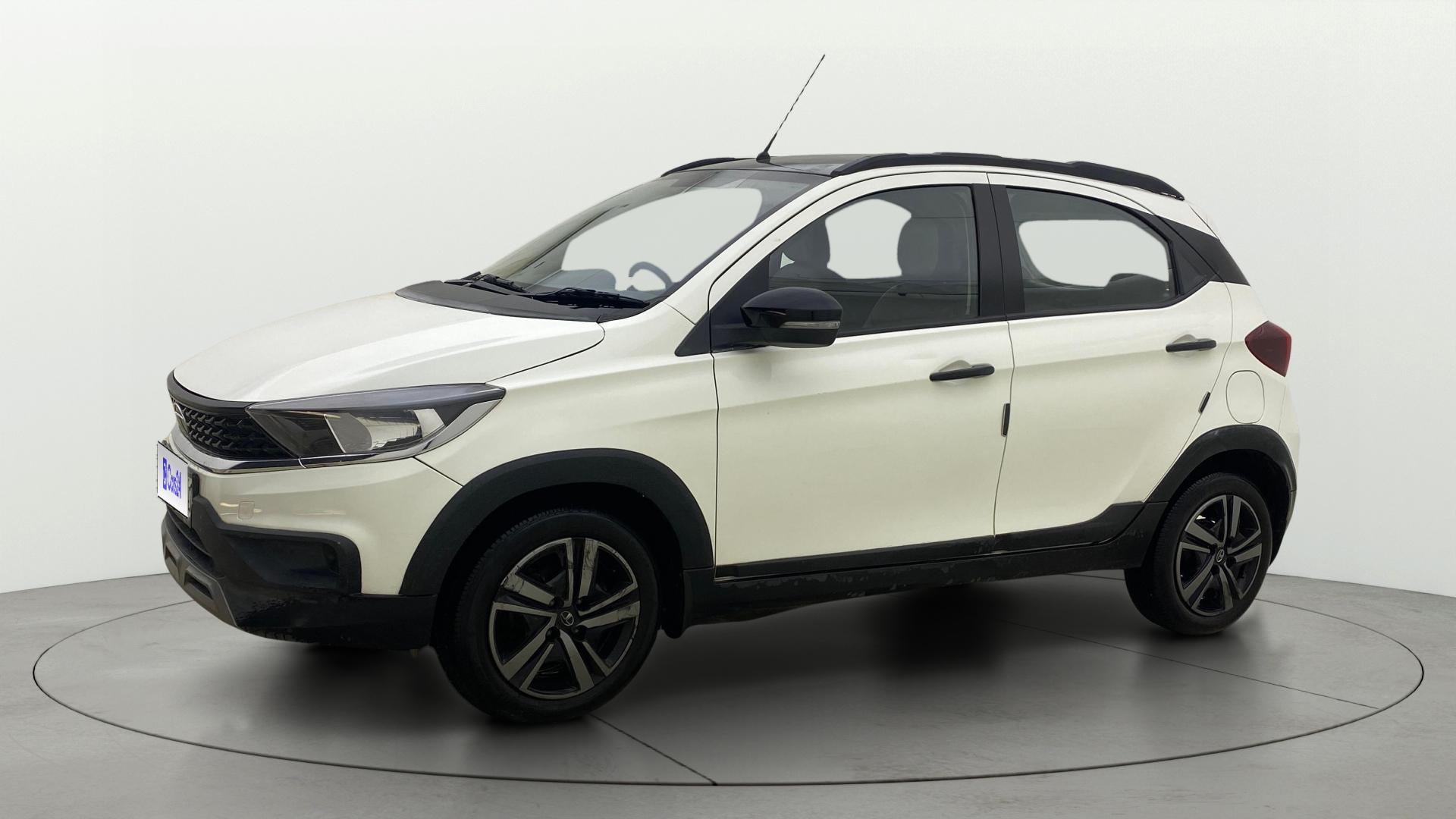 View 2023 Tata Tiago NRG XZ Revotron AMT Image 36 Used 2023 Tata Tiago NRG XZ Revotron AMT Image 36