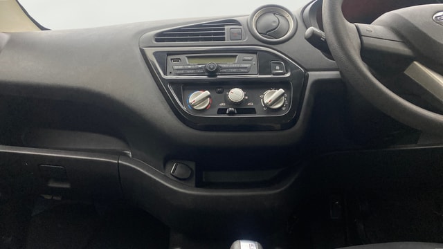 View Datsun Redi GO Image 17 Used Datsun Redi GO Image 17