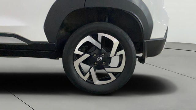 View Nissan Magnite Image 7 Used Nissan Magnite Image 7