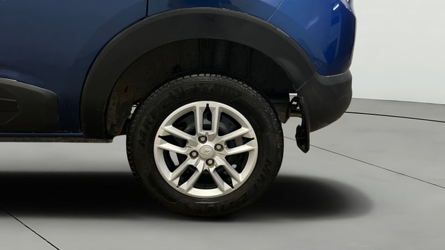 View Renault Triber Image 7 Used Renault Triber Image 7
