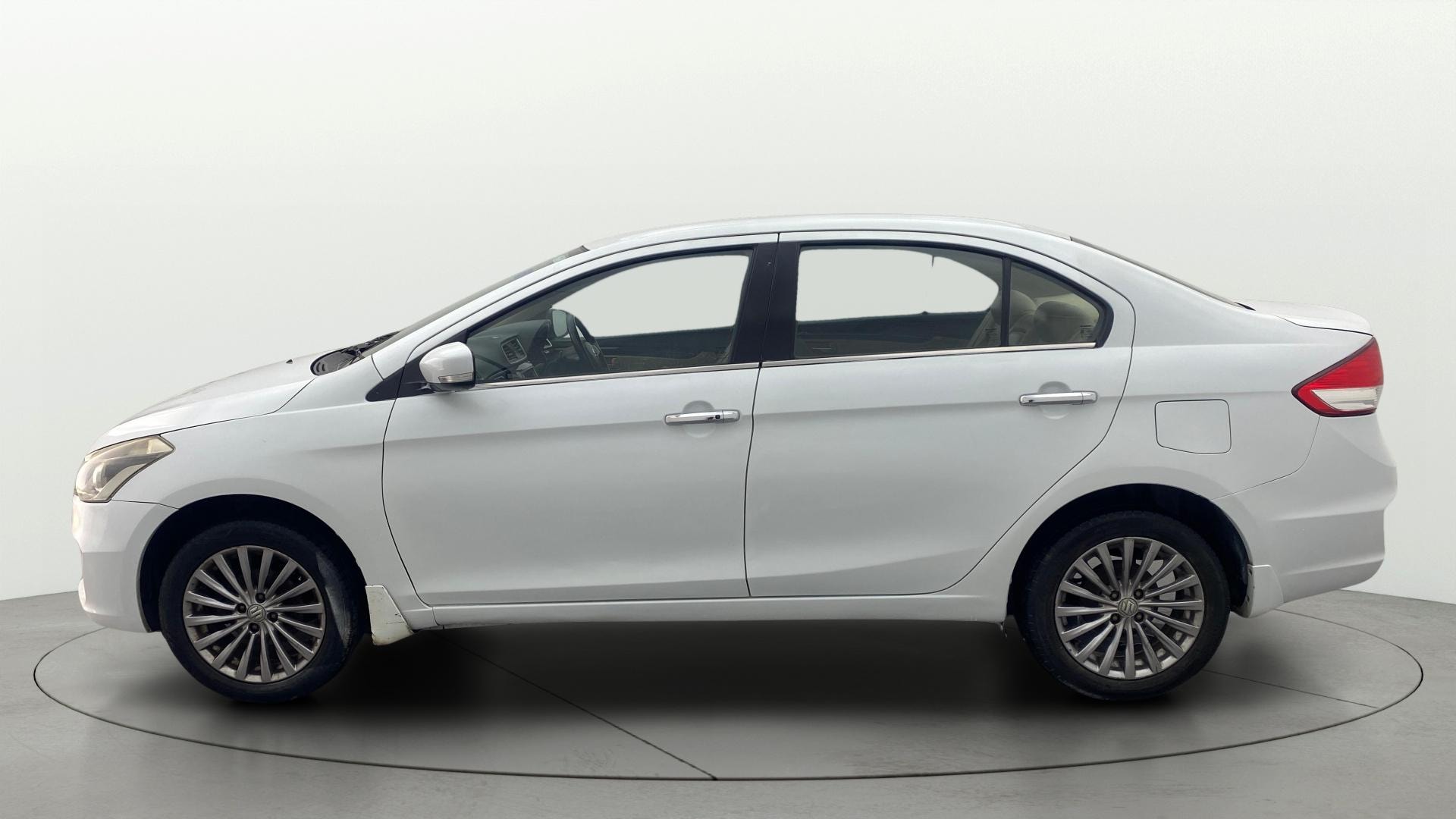 View 2018 Maruti Suzuki 1000 Base Variant Image 5 Used 2018 Maruti Suzuki 1000 Base Variant Image 5