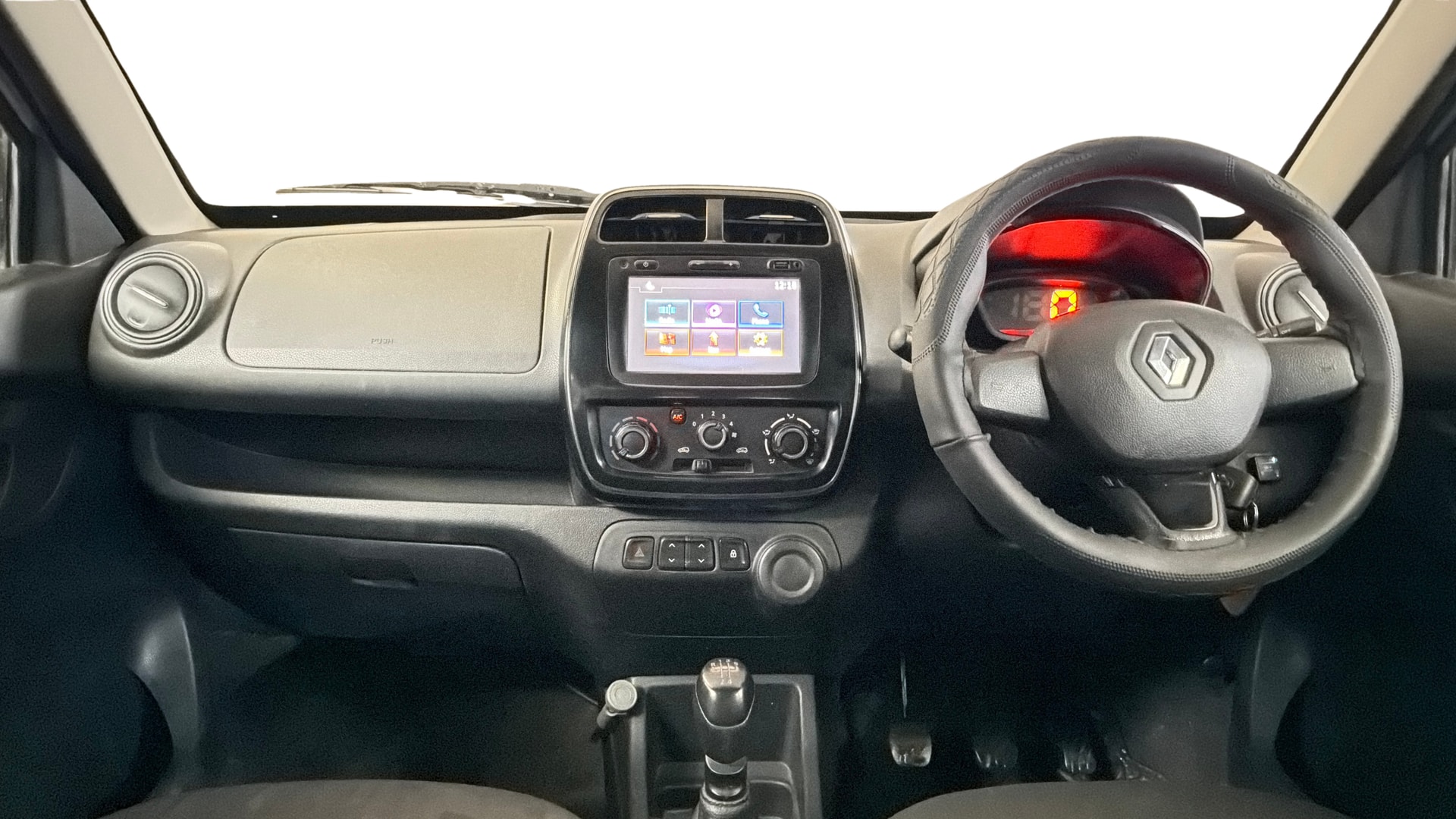 View 2017 Renault Kwid RXT 1.0 Image 15 Used 2017 Renault Kwid RXT 1.0 Image 15