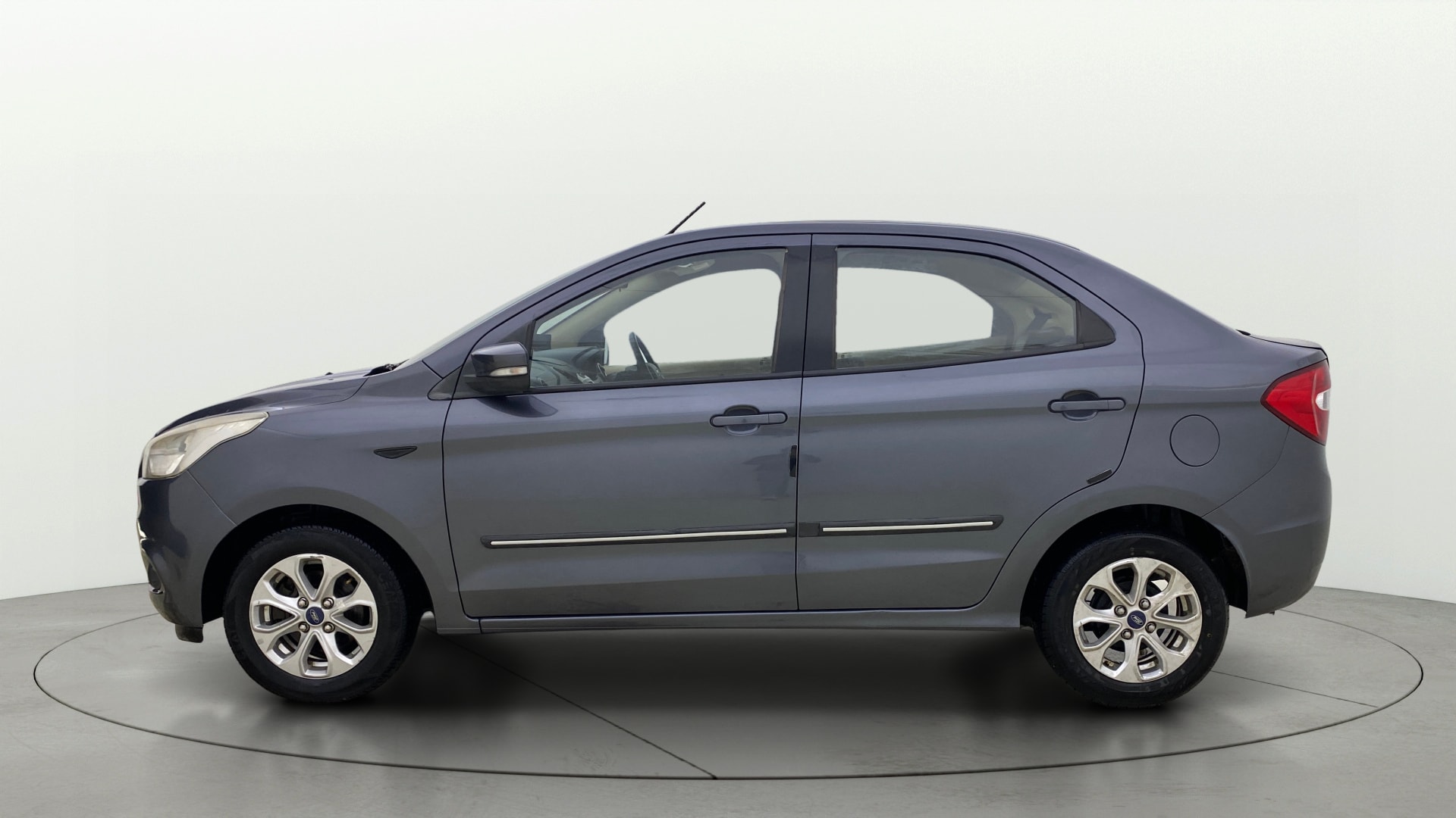 View 2017 Ford Figo Aspire 1.2P Ambiente MT BS IV Image 5 Used 2017 Ford Figo Aspire 1.2P Ambiente MT BS IV Image 5