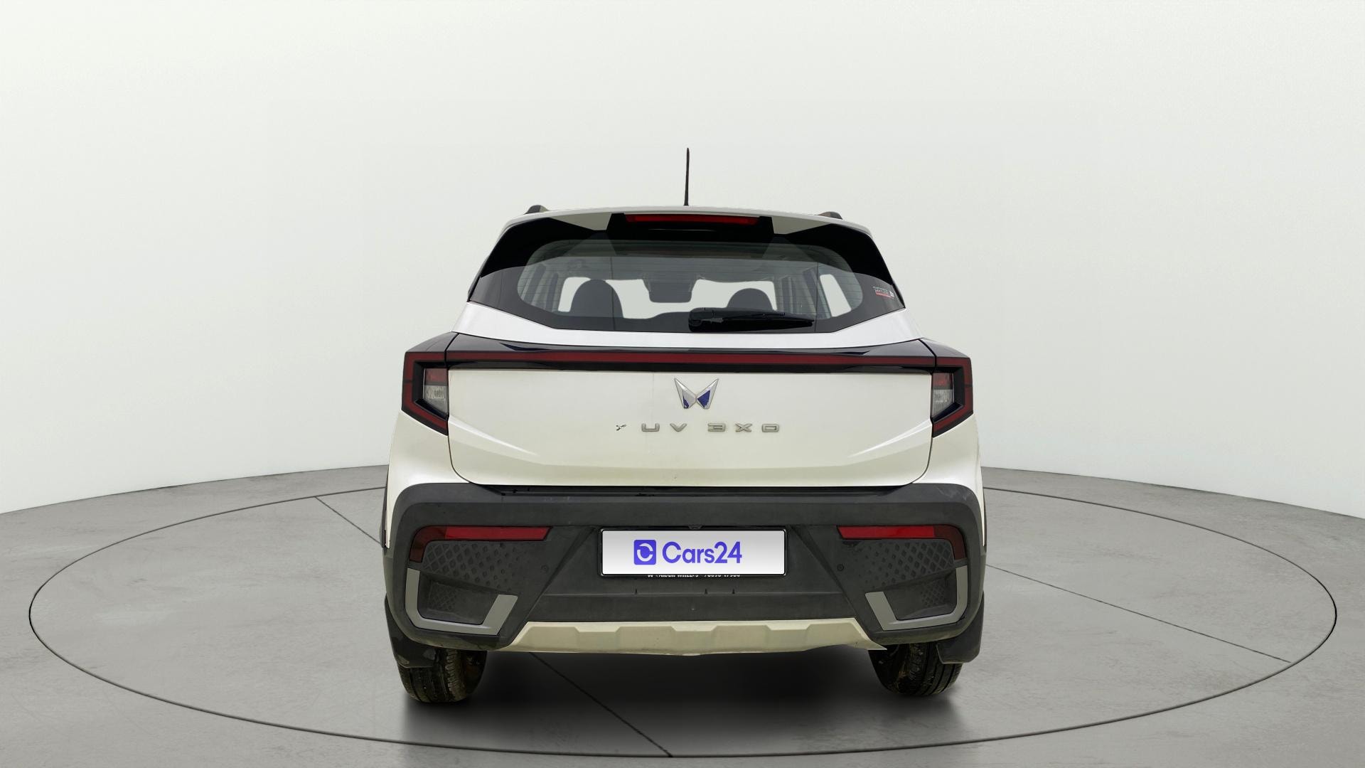 View 2025 Mahindra XUV 3XO AX5L 1.2 TGDi AT Image 42 Used 2025 Mahindra XUV 3XO AX5L 1.2 TGDi AT Image 42