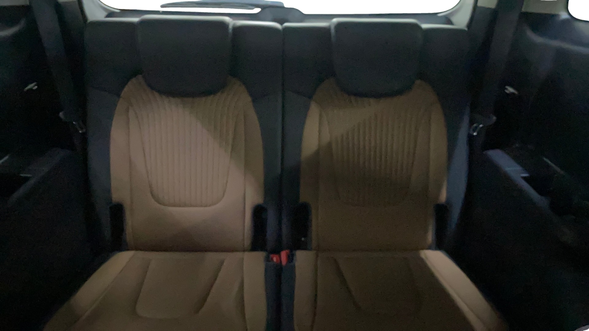 View 2024 Hyundai Alcazar Prestige 6 Seater MT Petrol Image 10 Used 2024 Hyundai Alcazar Prestige 6 Seater MT Petrol Image 10