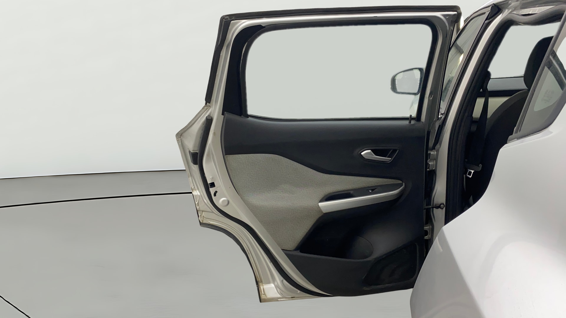 View 2021 Nissan Magnite XL Image 22 Used 2021 Nissan Magnite XL Image 22
