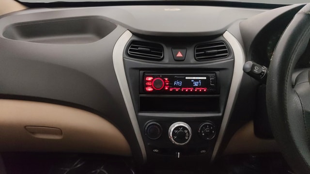 View Hyundai EON Image 17 Used Hyundai EON Image 17