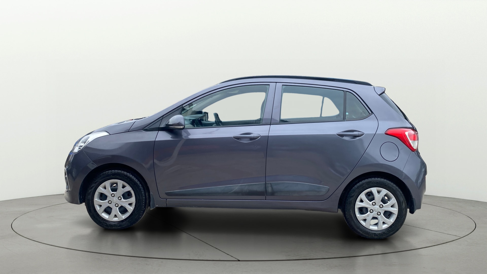View 2016 Hyundai Grand i10 Sportz 1.2 Kappa Image 6 Used 2016 Hyundai Grand i10 Sportz 1.2 Kappa Image 6