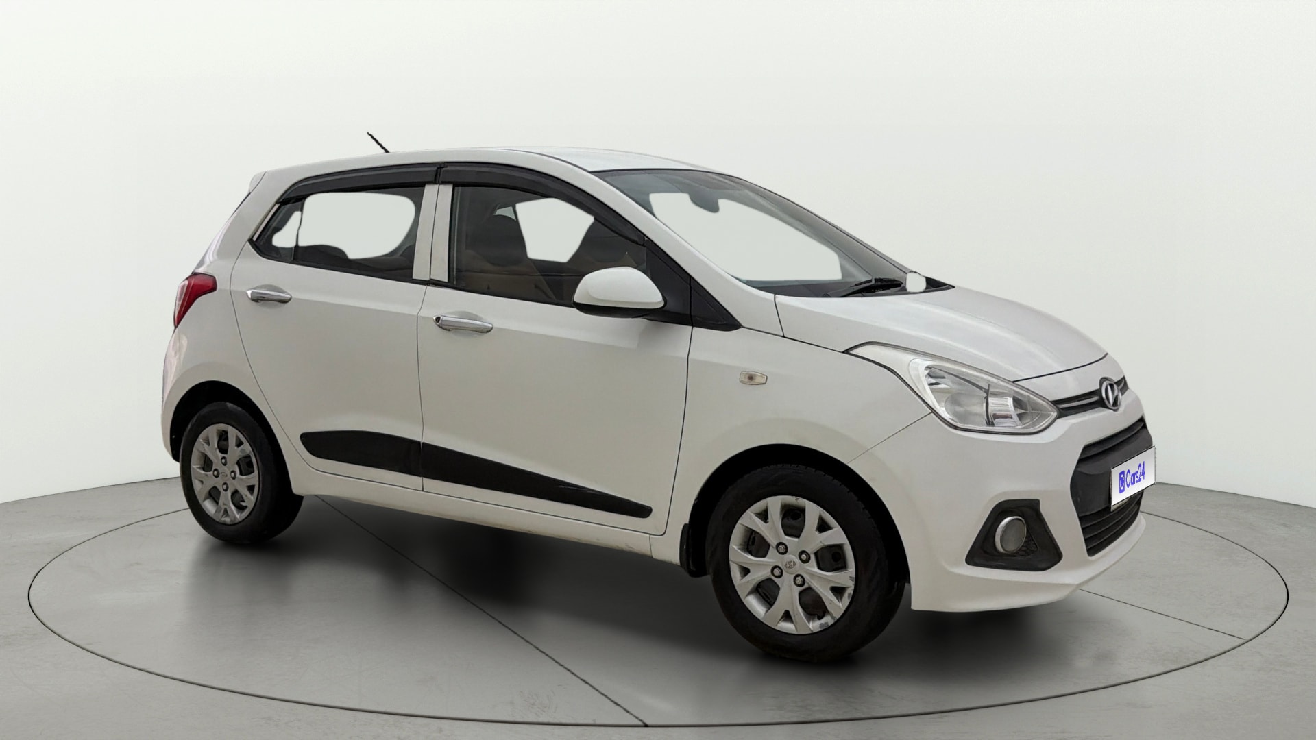 View 2015 Hyundai Grand i10 Magna 1.2 Kappa VTVT Image 21 Used 2015 Hyundai Grand i10 Magna 1.2 Kappa VTVT Image 21