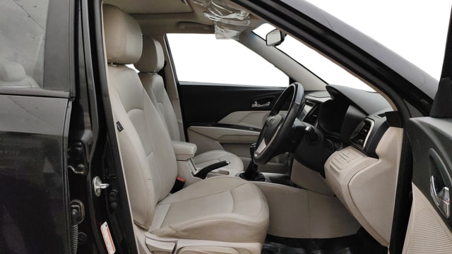 View Mahindra XUV300 Image 18 Used Mahindra XUV300 Image 18