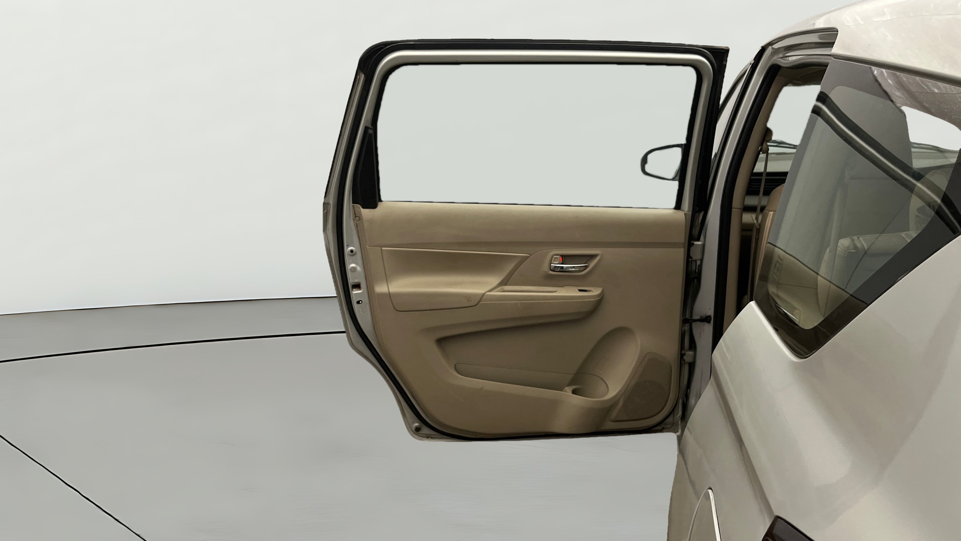 View 2019 Maruti Suzuki 1000 Base Variant Image 23 Used 2019 Maruti Suzuki 1000 Base Variant Image 23