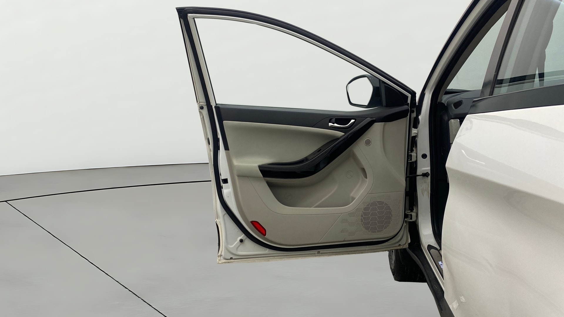 View 2023 Tata Nexon Revotron XZ Plus Luxs Jet Edition Image 32 Used 2023 Tata Nexon Revotron XZ Plus Luxs Jet Edition Image 32
