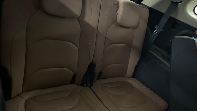 View MG Hector Plus Image 10 Used MG Hector Plus Image 10