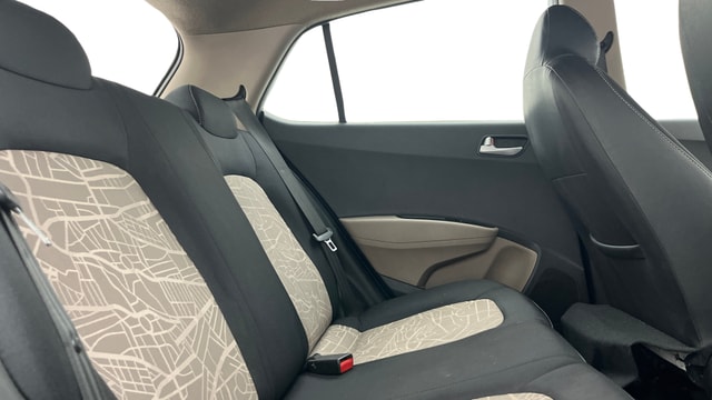 View Hyundai Grand i10 Image 28 Used Hyundai Grand i10 Image 28