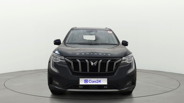 View Mahindra XUV700 Image 1 Used Mahindra XUV700 Image 1