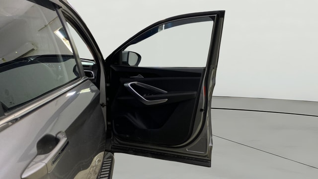 View MG Hector Image 47 Used MG Hector Image 47