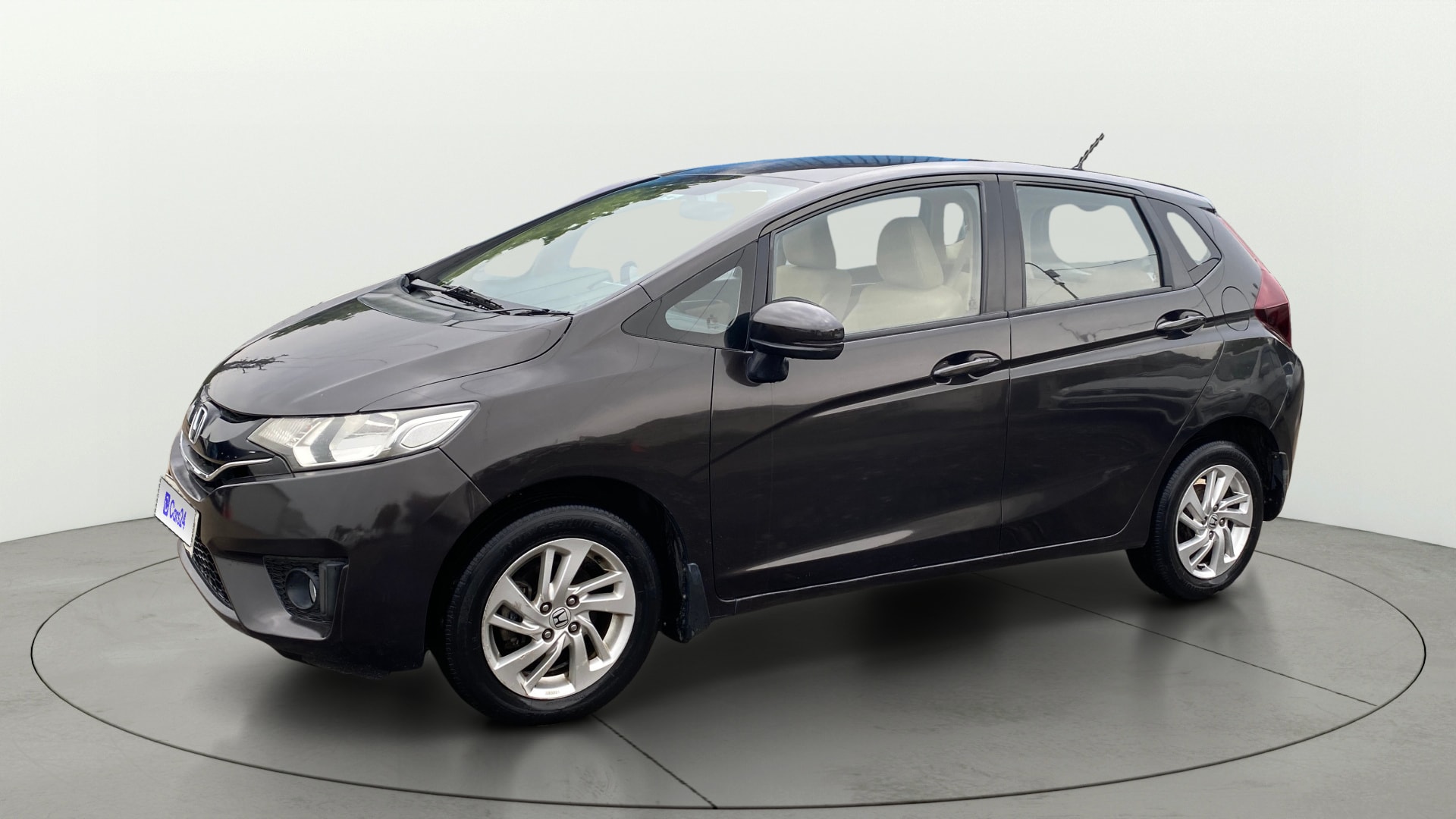 View 2017 Honda Jazz E MT Diesel Image 35 Used 2017 Honda Jazz E MT Diesel Image 35