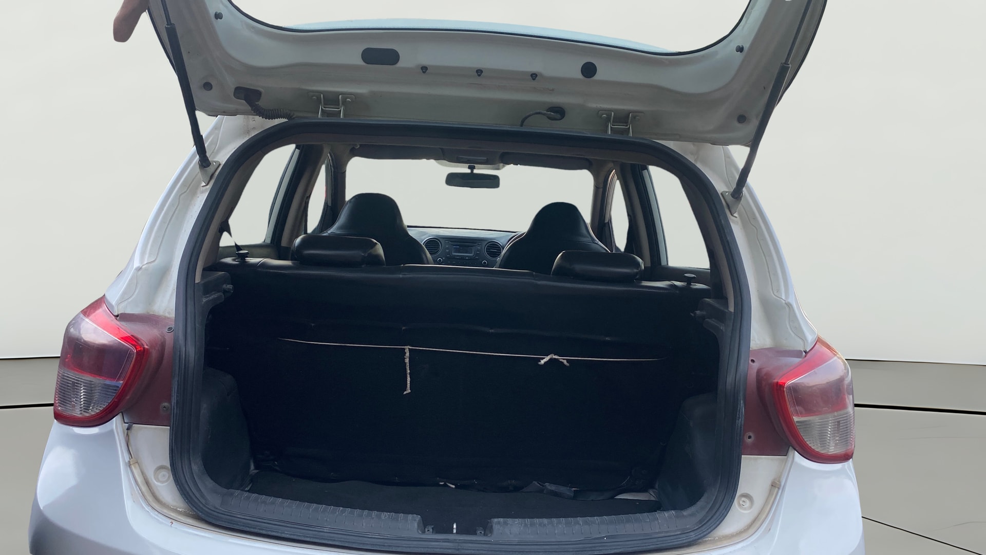 Used 2014 Hyundai Grand i10 Used 2014 Hyundai Grand i10