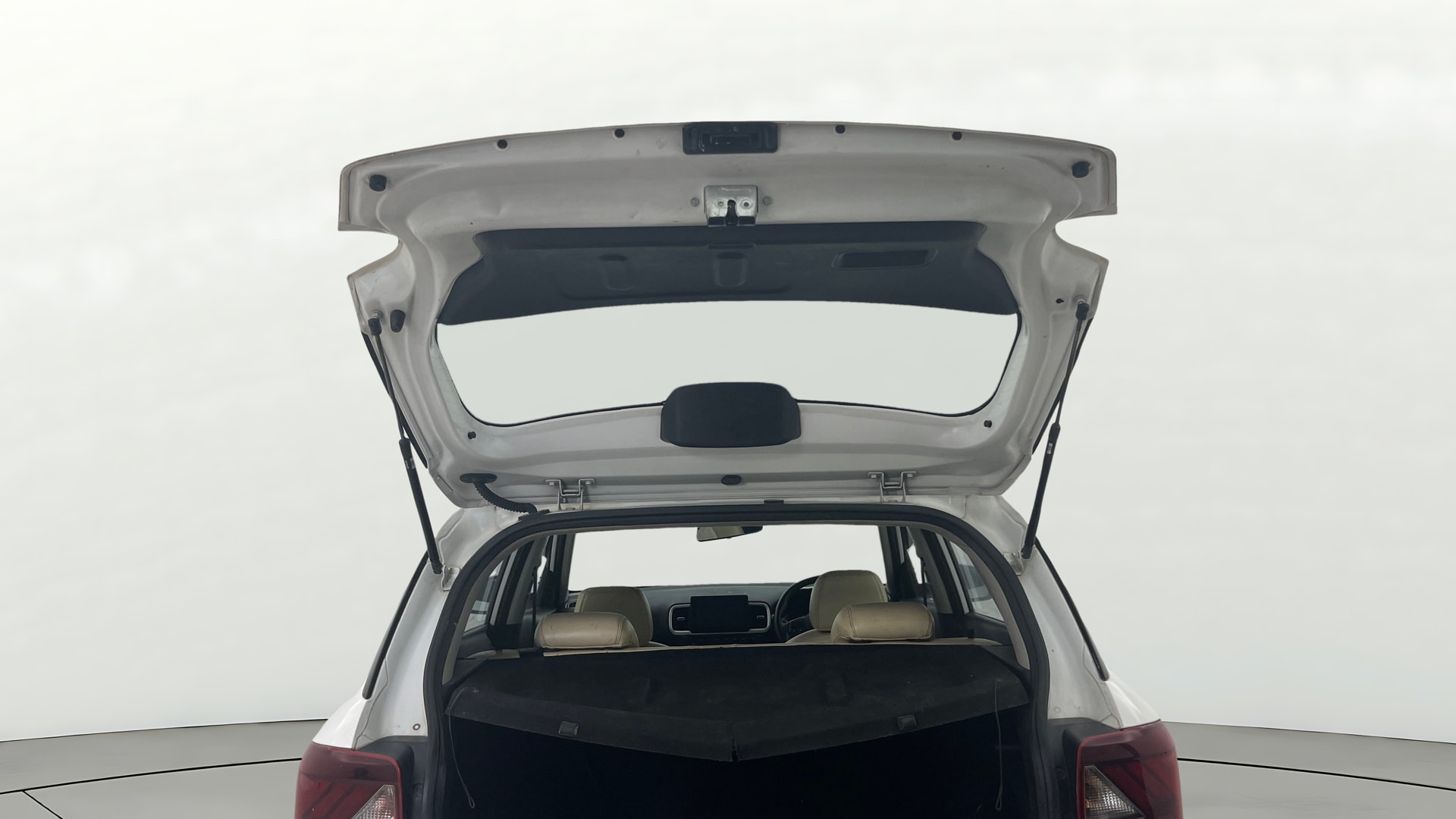 View 2021 Hyundai Venue SX 1.0 iMT Petrol Image 31 Used 2021 Hyundai Venue SX 1.0 iMT Petrol Image 31