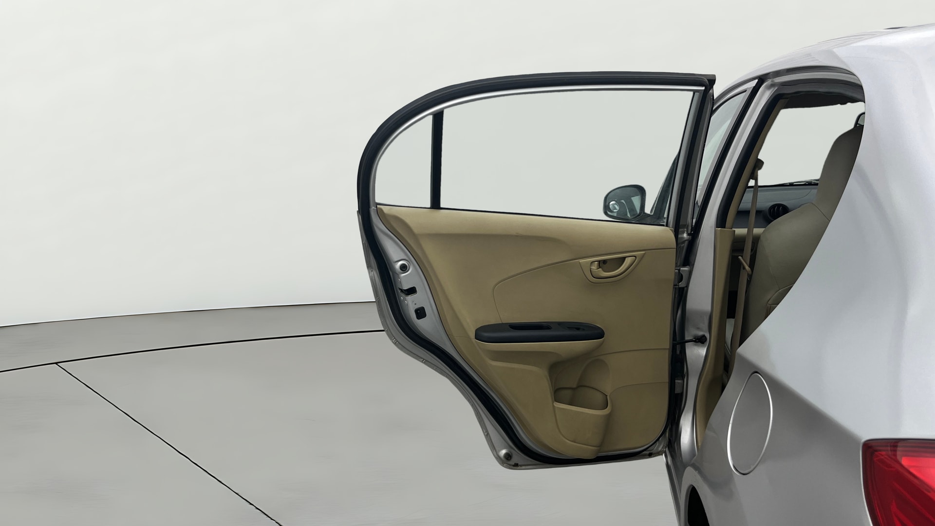 View 2014 Honda Amaze E MT Petrol BS IV Image 22 Used 2014 Honda Amaze E MT Petrol BS IV Image 22