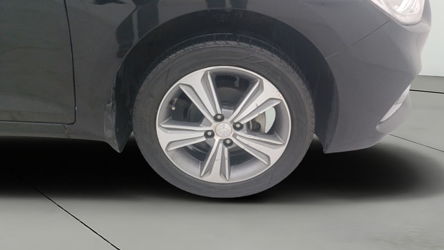 View Hyundai Verna Image 43 Used Hyundai Verna Image 43