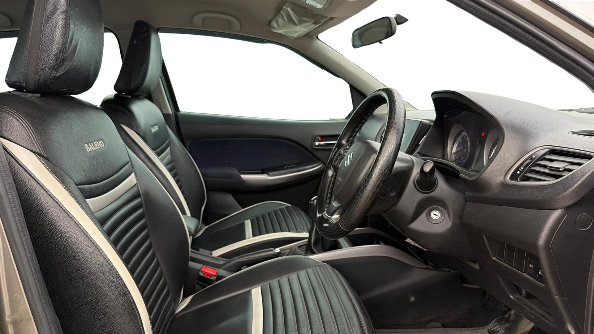 View 2020 Maruti Suzuki 1000 Base Variant Image 25 Used 2020 Maruti Suzuki 1000 Base Variant Image 25