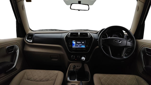 View Mahindra TUV300 Image 15 Used Mahindra TUV300 Image 15