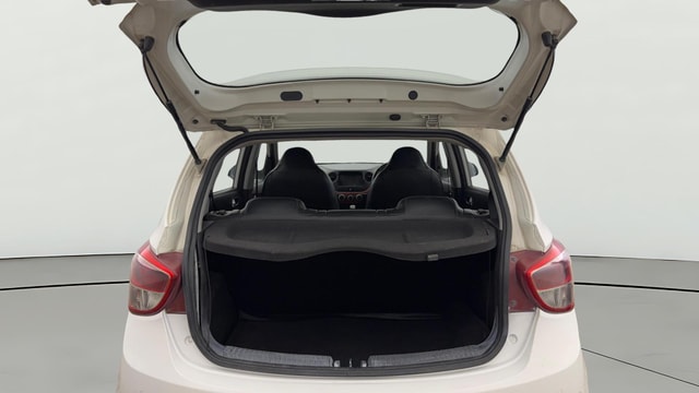 View Hyundai Grand i10 Image 37 Used Hyundai Grand i10 Image 37