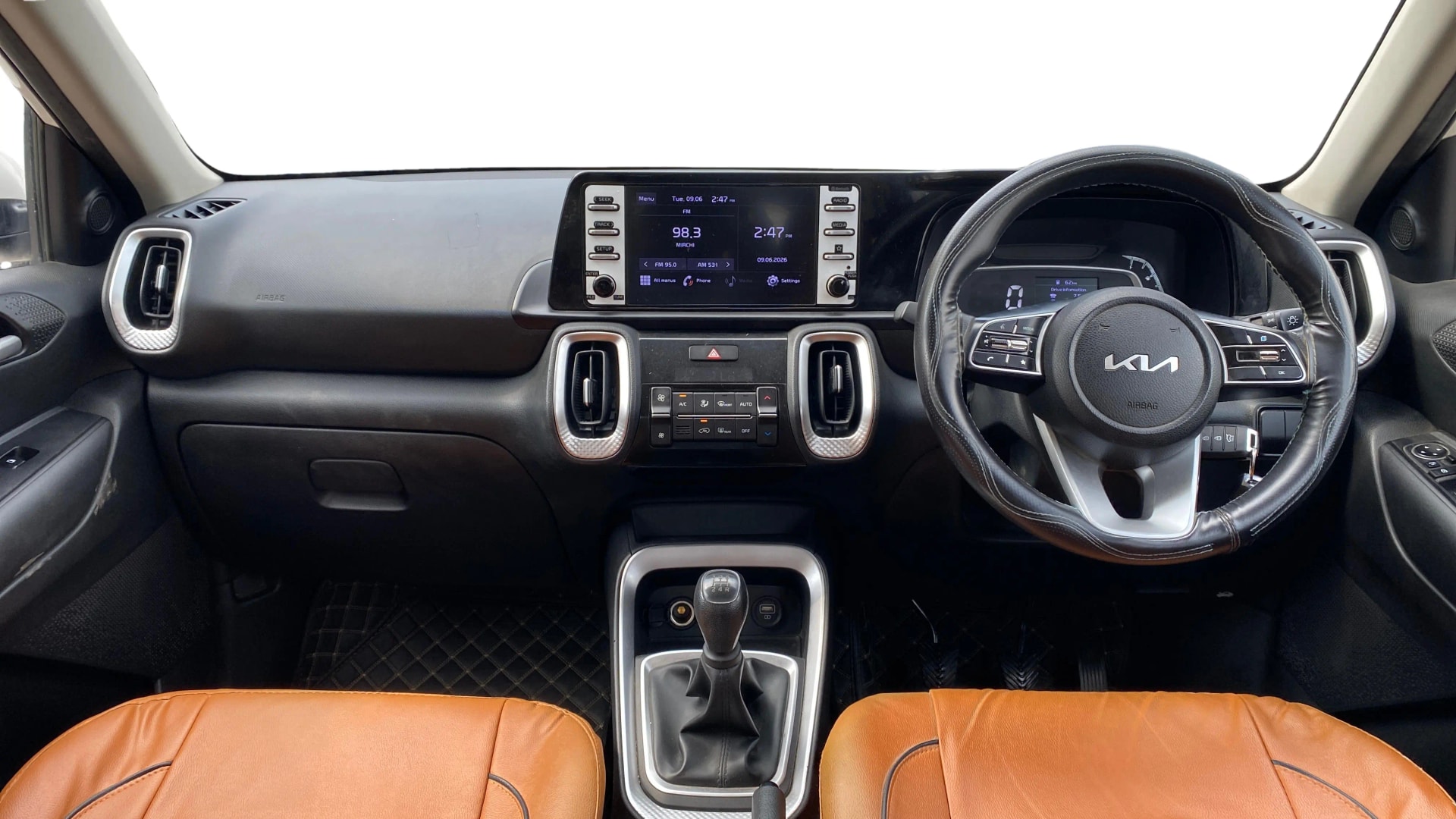 View 2022 Kia Sonet HTK Plus Petrol Image 15 Used 2022 Kia Sonet HTK Plus Petrol Image 15