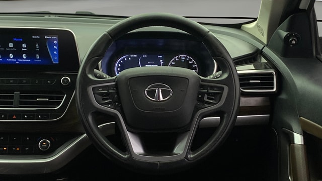 View Tata Harrier Image 21 Used Tata Harrier Image 21