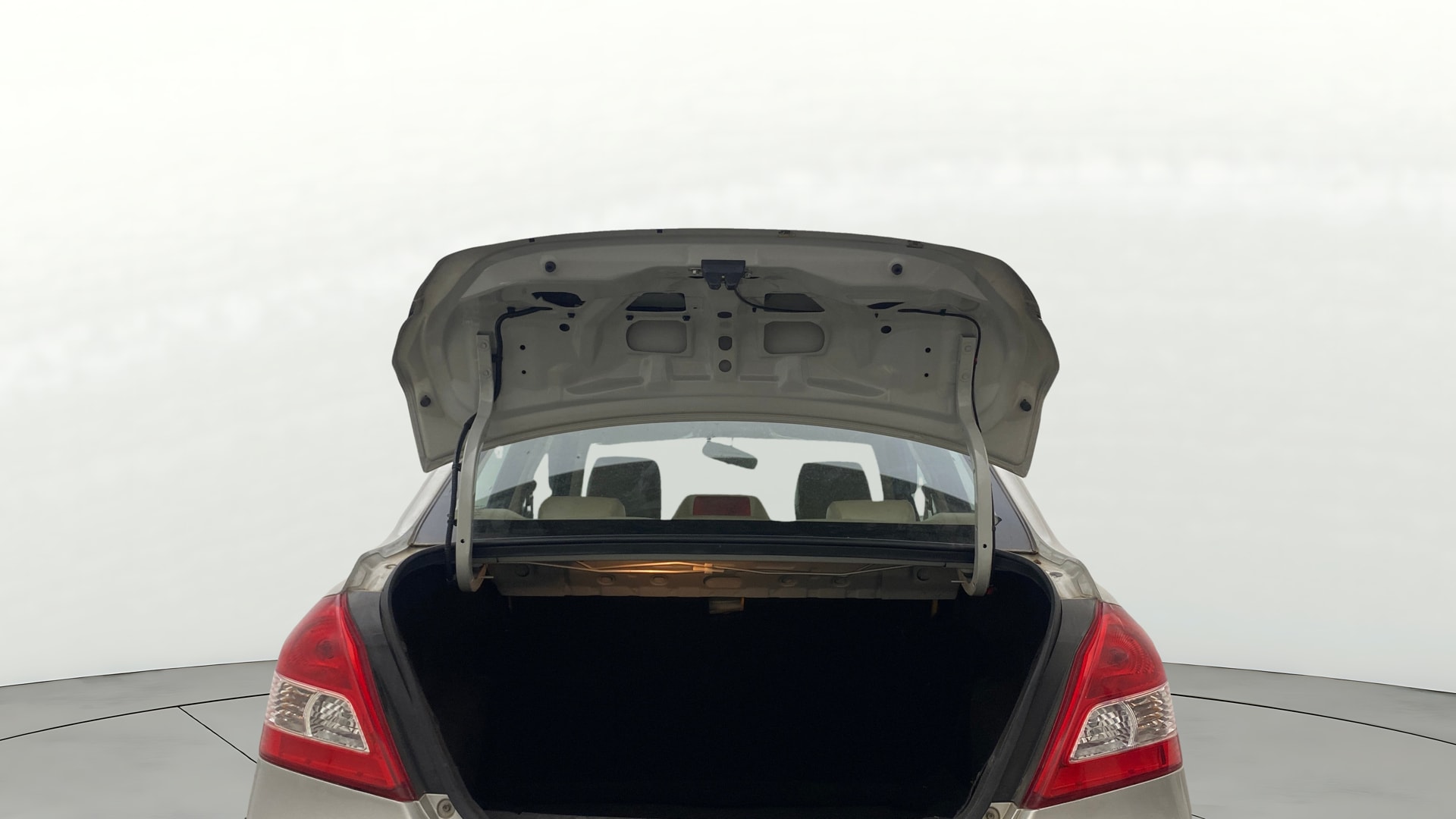 View 2015 Maruti Suzuki 1000 Base Variant Image 16 Used 2015 Maruti Suzuki 1000 Base Variant Image 16
