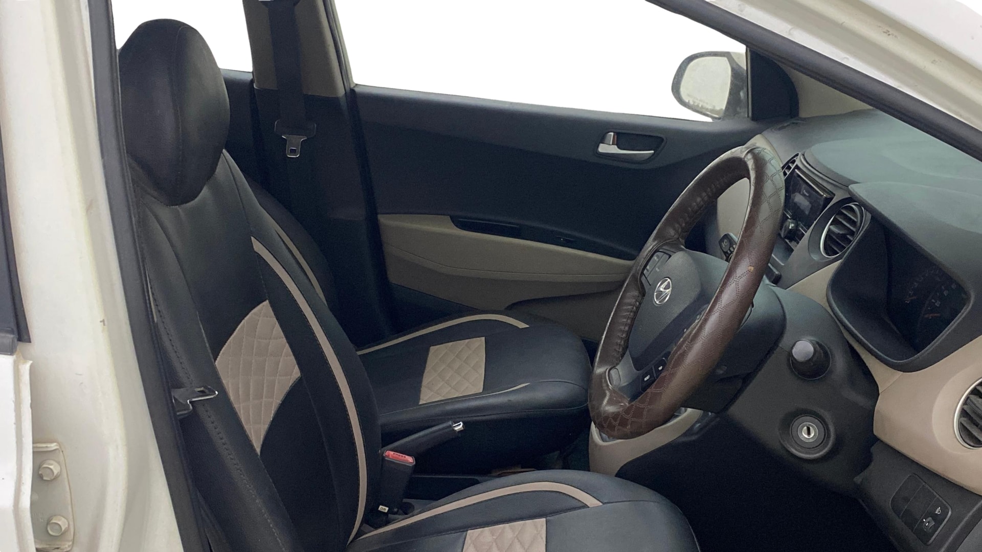 View 2015 Hyundai Xcent E Petrol Image 25 Used 2015 Hyundai Xcent E Petrol Image 25