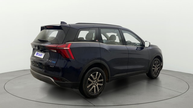 View Mahindra XUV700 Image 48 Used Mahindra XUV700 Image 48