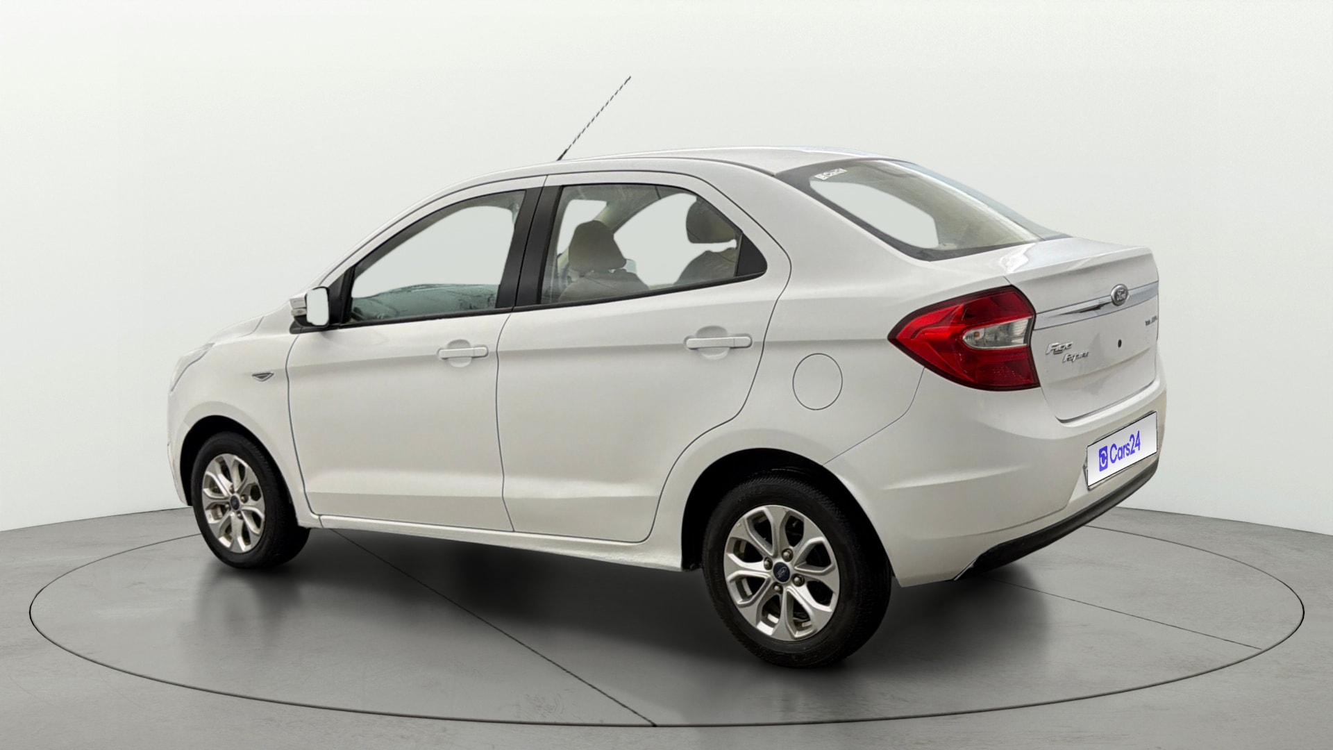 View 2017 Ford Figo Aspire 1.2P Ambiente MT BS IV Image 2 Used 2017 Ford Figo Aspire 1.2P Ambiente MT BS IV Image 2