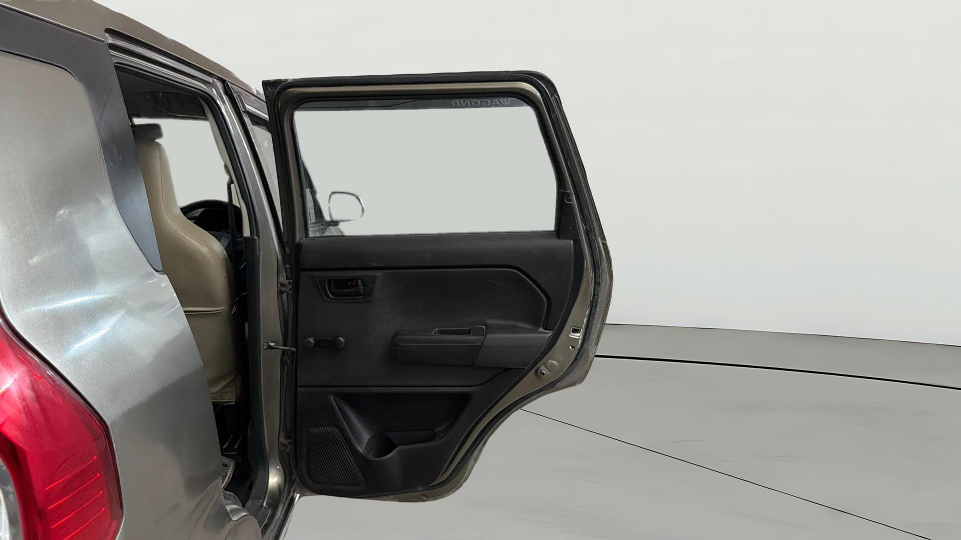 View 2019 Maruti Suzuki 1000 Base Variant Image 7 Used 2019 Maruti Suzuki 1000 Base Variant Image 7