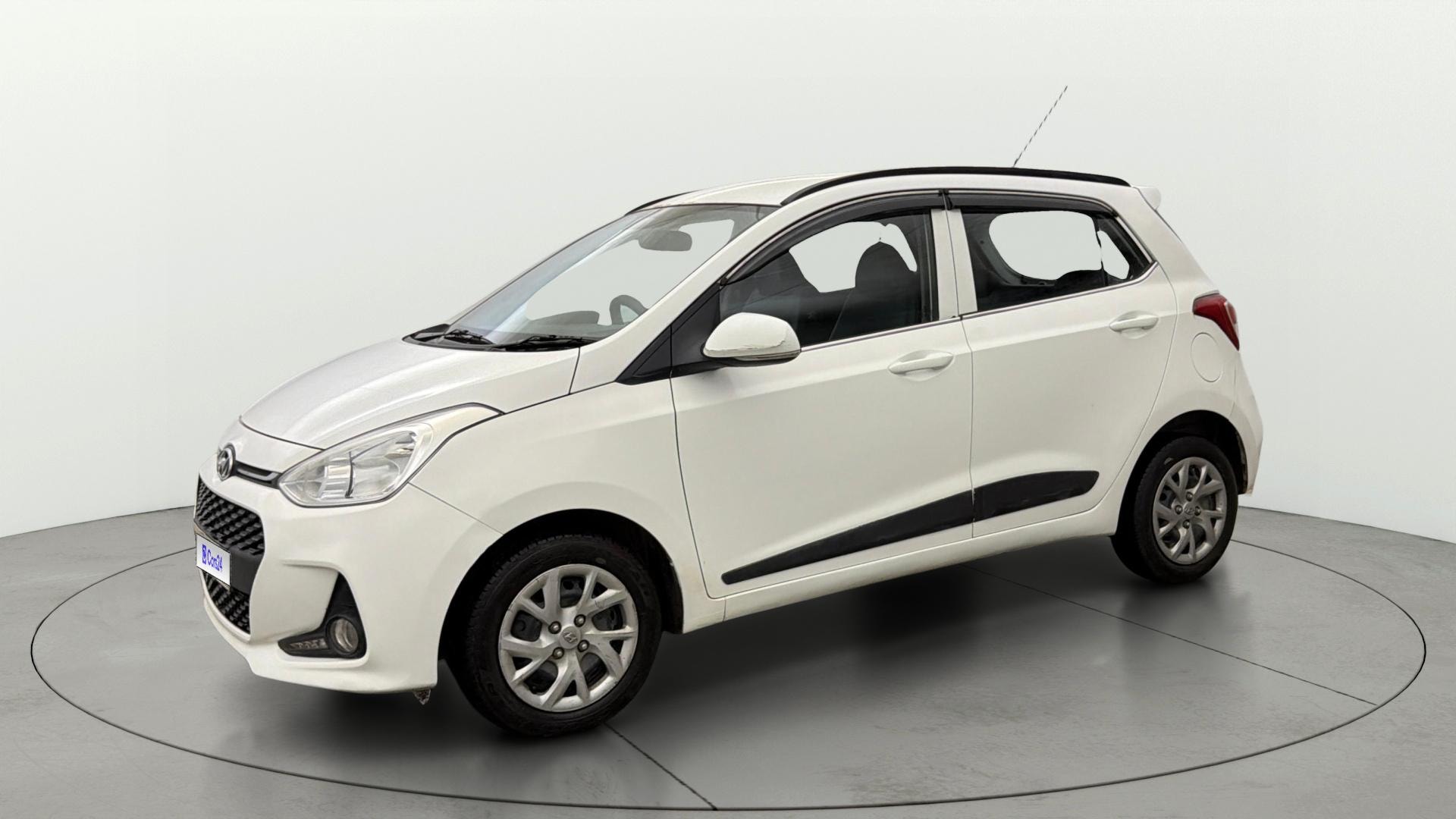 View 2019 Hyundai Grand i10 Sportz 1.2 Kappa Image 21 Used 2019 Hyundai Grand i10 Sportz 1.2 Kappa Image 21