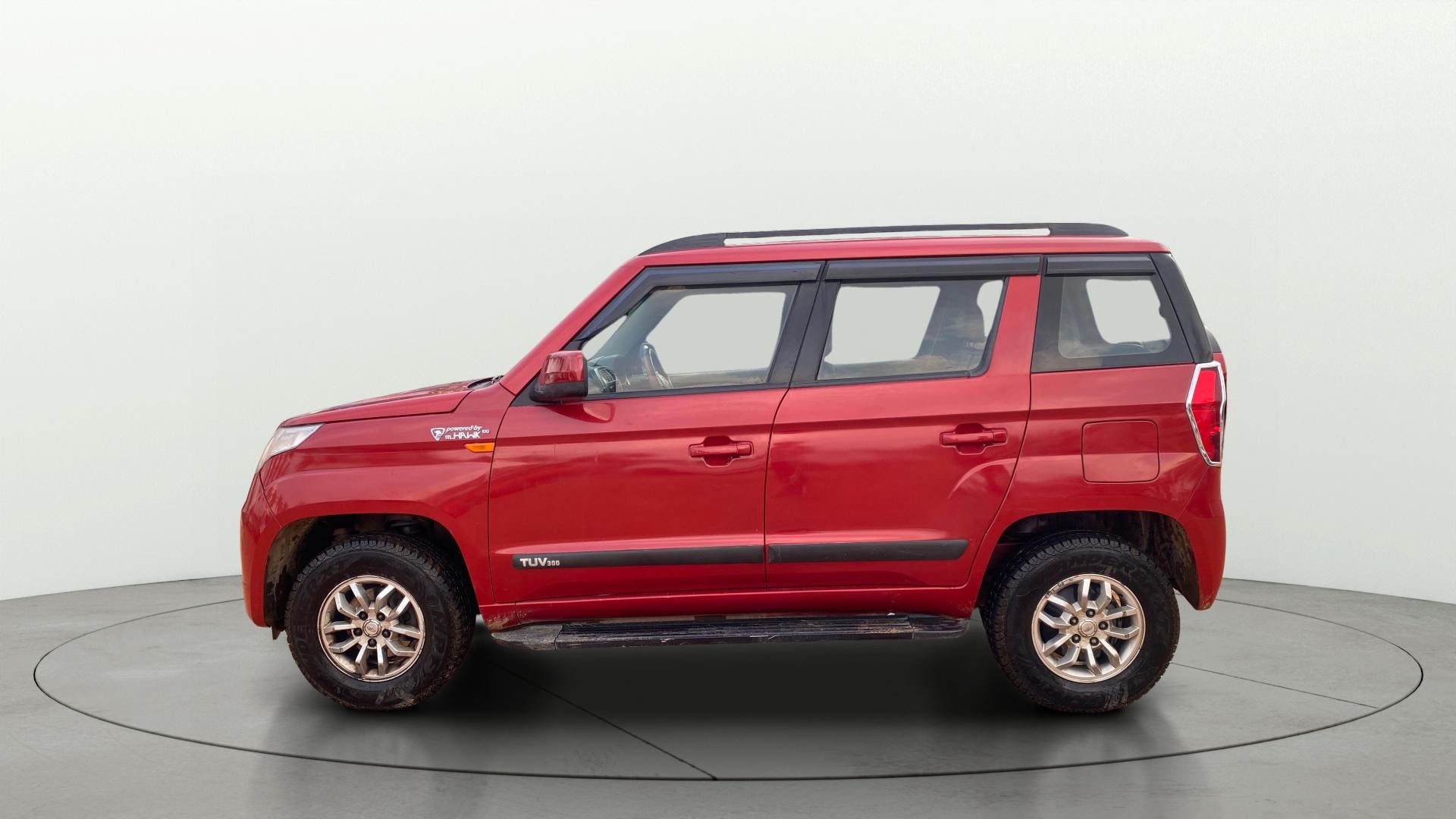 View 2016 Mahindra TUV300 T8 Image 5 Used 2016 Mahindra TUV300 T8 Image 5