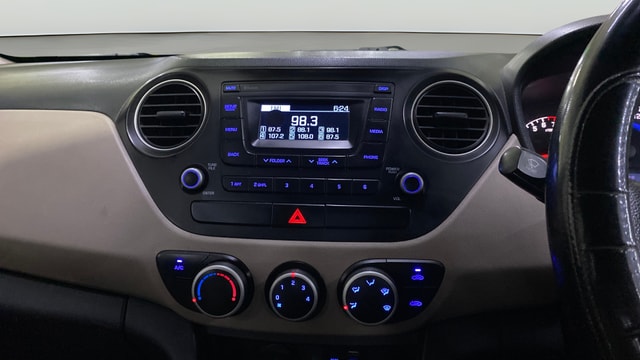 View Hyundai Grand i10 Image 17 Used Hyundai Grand i10 Image 17