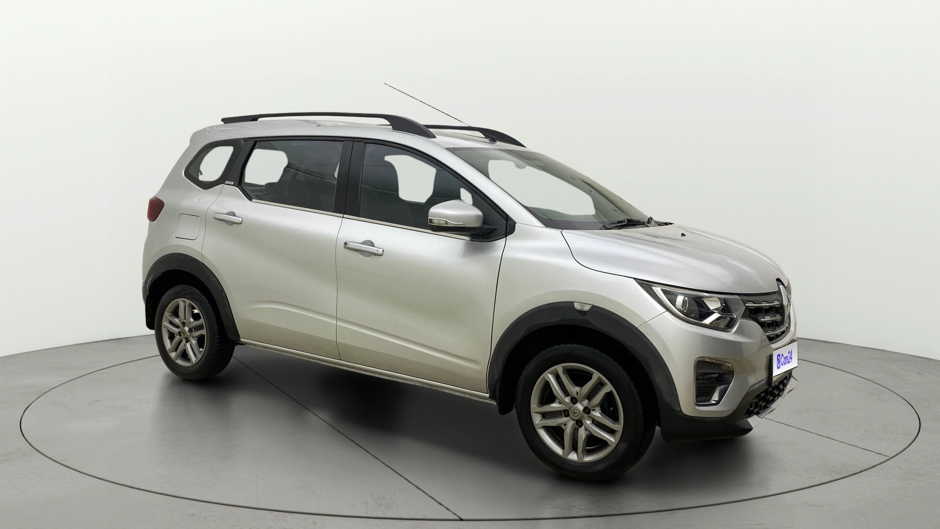 View 2020 Renault Triber RXZ Image 21 Used 2020 Renault Triber RXZ Image 21