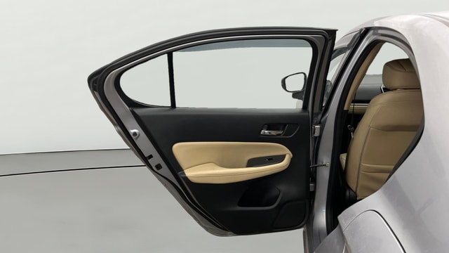 View Honda City ZX Image 23 Used Honda City ZX Image 23