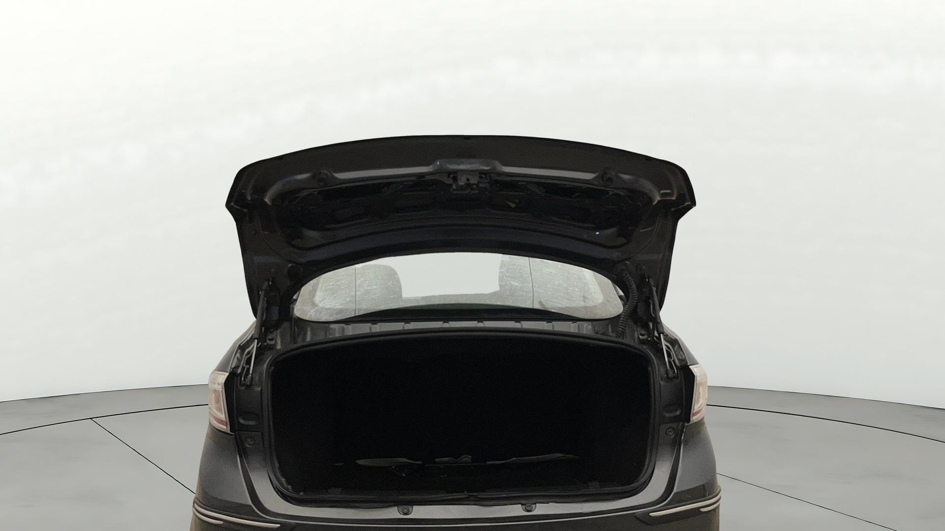 View 2021 Tata Tigor XE Diesel Image 30 Used 2021 Tata Tigor XE Diesel Image 30